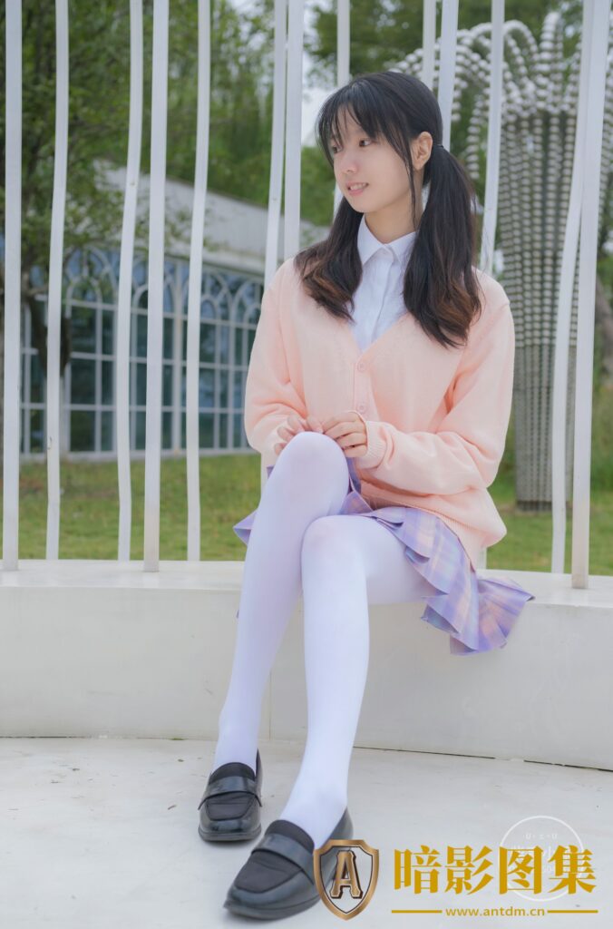 图片[1]-稚乖画册 颓废-01 JK制服白丝双马尾 [73P-596.5MB]-暗影图集