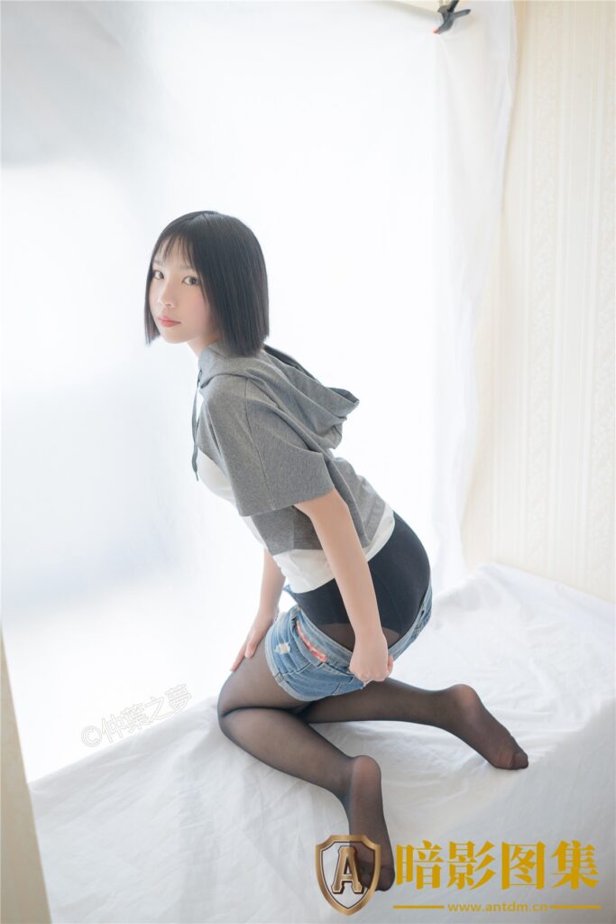 图片[4]-轻兰映画 Grand.003 [82P-339M]-暗影图集