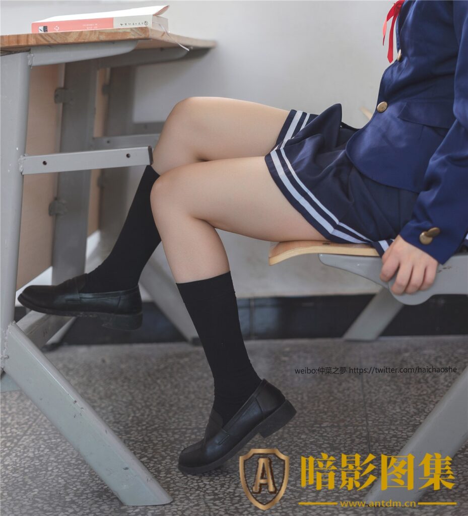 图片[1]-轻兰映画 Grand.013 [71P-391M]-暗影图集