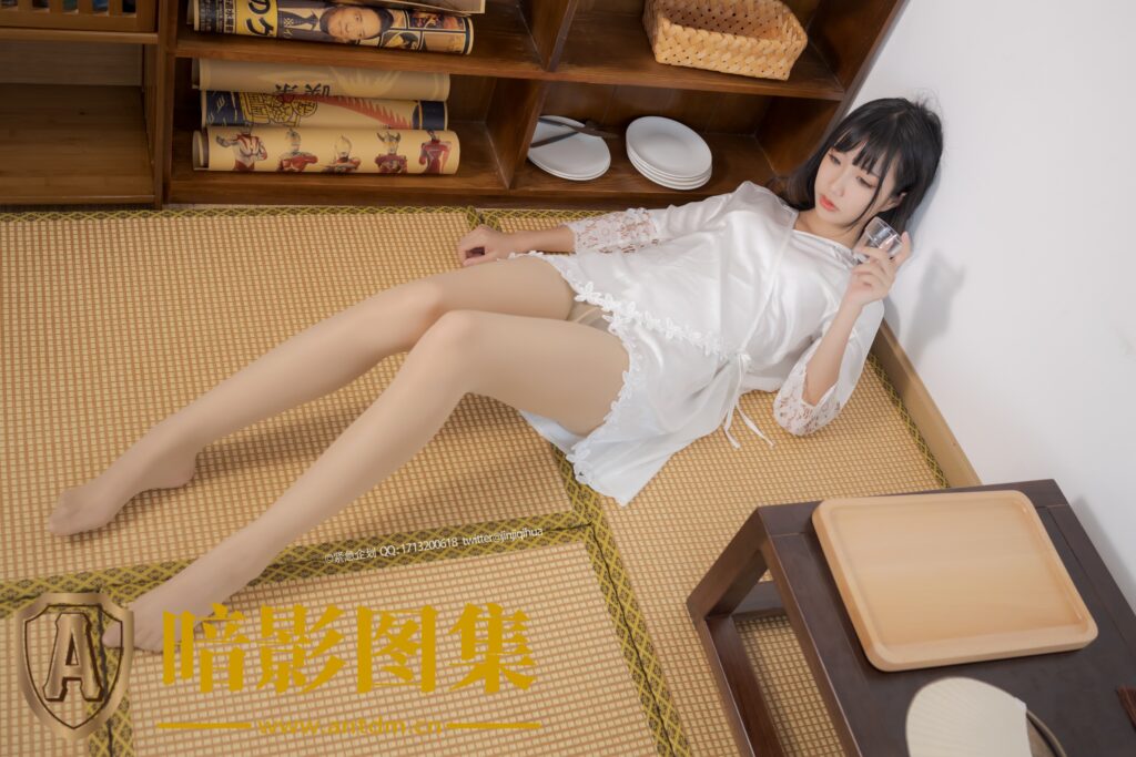 图片[4]-紧急企划 VOL.006 [73P1V-1.41G] 一只喵喵梓-暗影图集