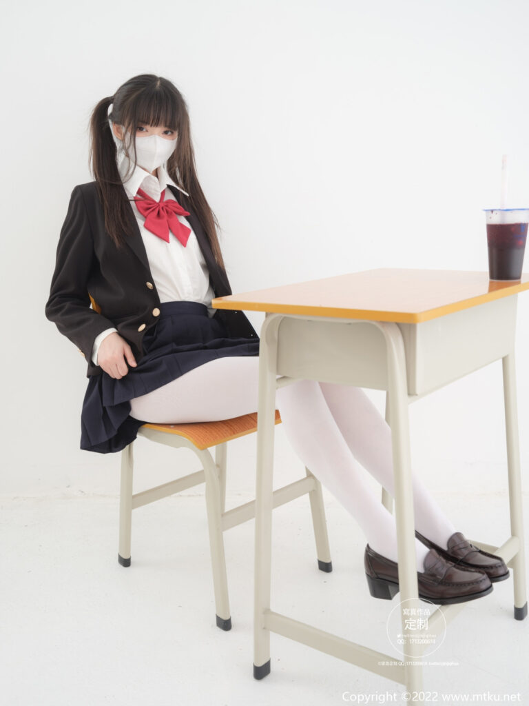 图片[3]-紧急企划 EX.006 见希w 双马尾白丝JK制服 [75P1V-4.04GB]-暗影图集