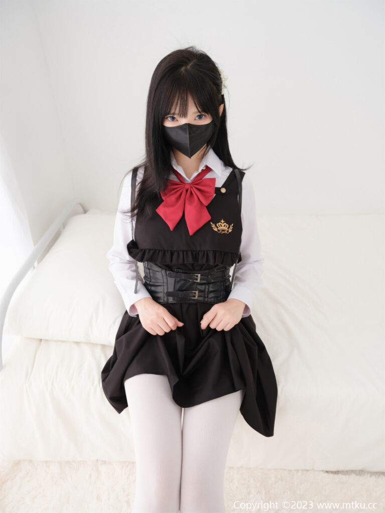 紧急企划 内部-023 见希w 白丝JK学生服无内 [85P-372MB]-暗影图集
