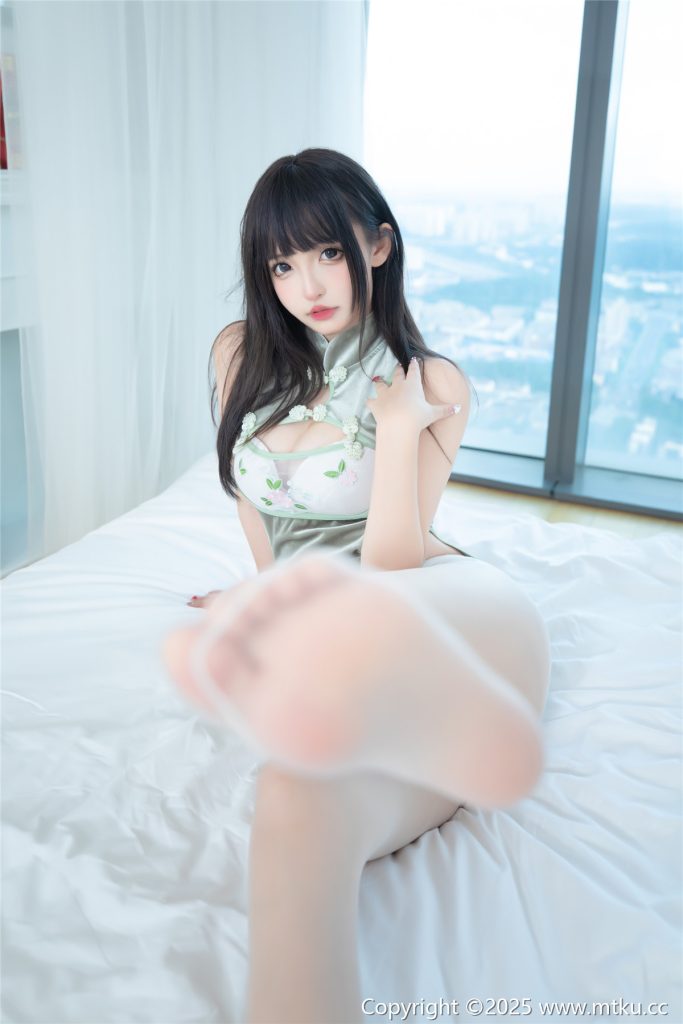 图片[3]-神楽坂真冬 第五季 序号24：《青翠如梦》 [75P2V-233MB]-暗影图集